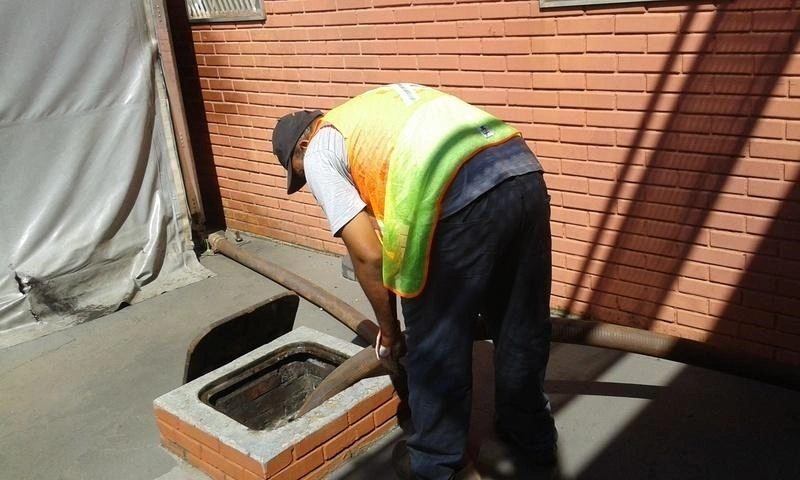 Empresa de esgotamento de fossa